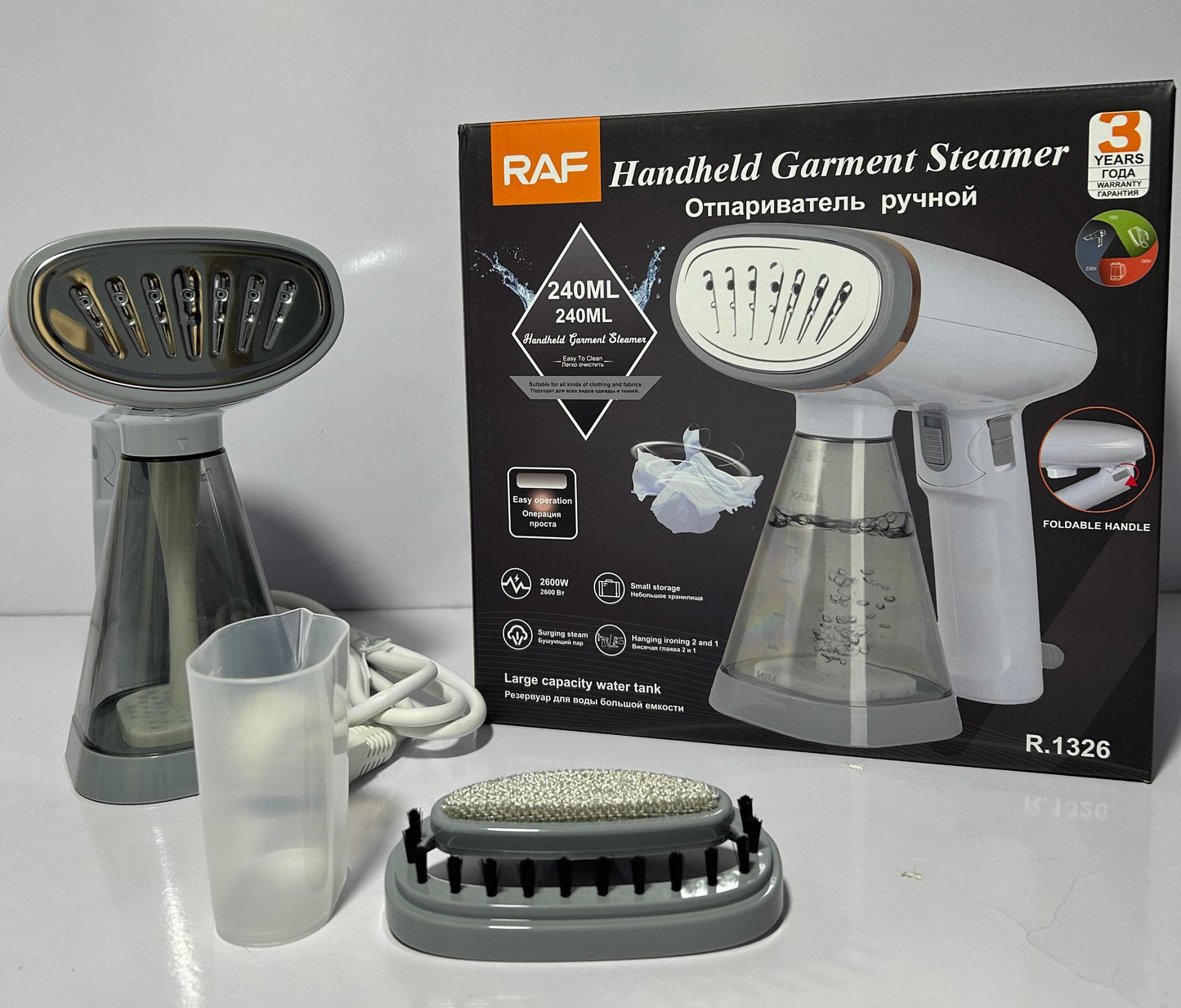 RAF Handheld Garment Steamer Iron 240ML Foldable Portable Steam Iron R.1326